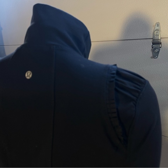 Lululemon City To Yoga Jacket Black Swan - Picture 8 of 16